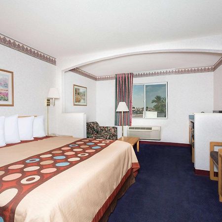 Days Inn By Wyndham Phoenix West Esterno foto