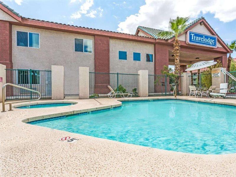 Days Inn By Wyndham Phoenix West Esterno foto